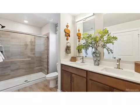 22272 E 7th Pl, Aurora, CO 80018 photo 11