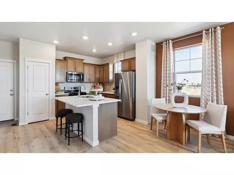 22272 E 7th Pl, Aurora, CO 80018 photo 6