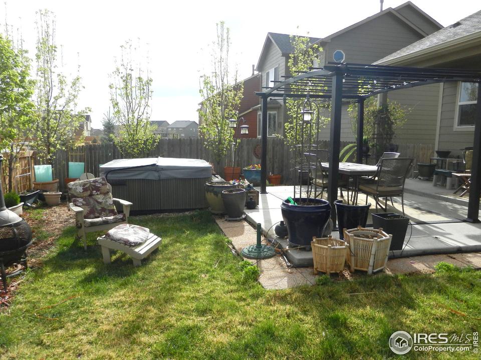  1686 Aylesbury Ct, Windsor, CO 80550 photo 14