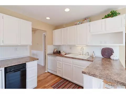 4155 E Cornell Ave, Denver, CO 80222 photo 9