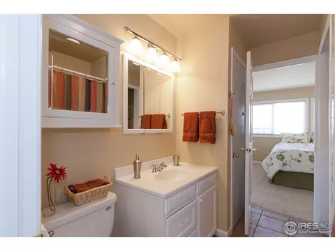 4155 E Cornell Ave, Denver, CO 80222 photo 15
