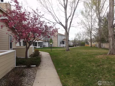 8448 Everett Way #B, Arvada, CO 80005 photo 2