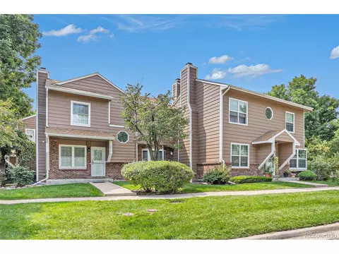 2022 S Balsam St, Lakewood, CO 80227