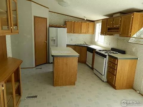 1422 Macpool St, Dacono, CO 80514 photo 7