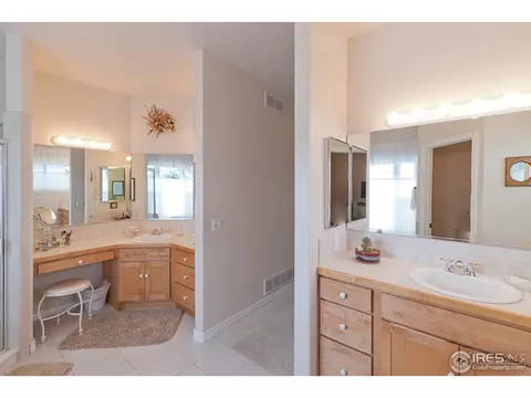 2186 Sand Dollar Cir, Longmont, CO 80503 photo 13