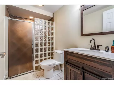 12124 E 2nd Dr, Aurora, CO 80011 photo 29