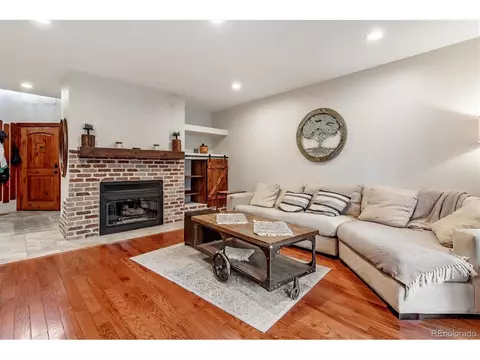 12124 E 2nd Dr, Aurora, CO 80011 photo 8