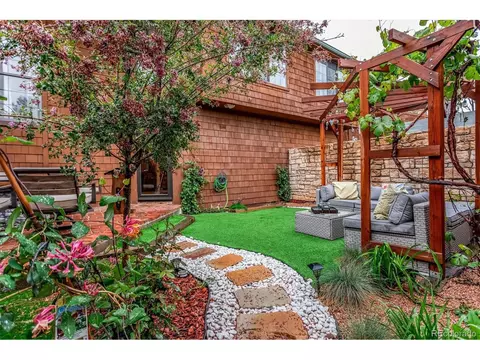 12124 E 2nd Dr, Aurora, CO 80011 photo 2