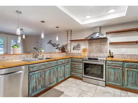 12124 E 2nd Dr, Aurora, CO 80011 photo 13