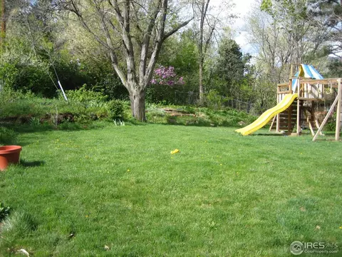 3360 Dover Dr, Boulder, CO 80305 photo 2