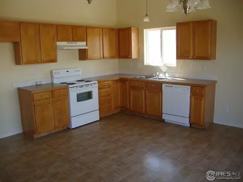 319 E 29th St, Greeley, CO 80631 photo 7