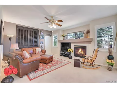 3933 S Quemoy Ct, Aurora, CO 80018