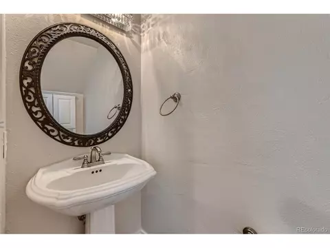 906 E 20th Ave, Denver, CO 80205 photo 15