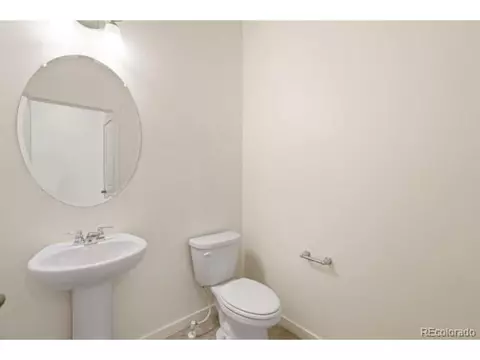 27501 E Cedar Ave, Aurora, CO 80018 photo 10