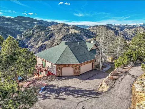 2433 Dogie Spur, Golden, CO 80403
