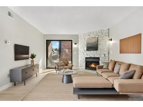 3526 S Depew St #101, Lakewood, CO 80235