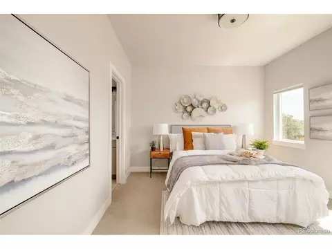 Bedroom - 7035 E 38th Ave #2, Denver, CO 80207 photo 1 of 4