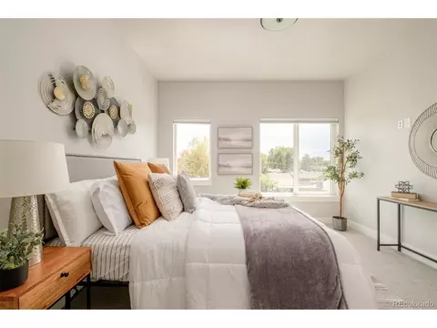 Bedroom - 7035 E 38th Ave #2, Denver, CO 80207 photo 3 of 4