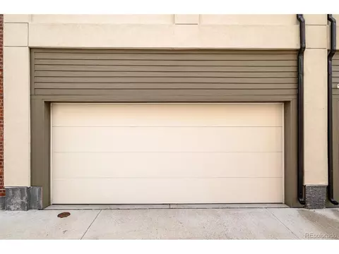 Exterior - 7035 E 38th Ave #2, Denver, CO 80207 photo 5 of 5