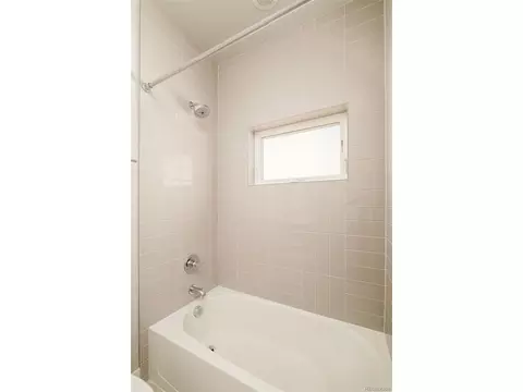 Bath - 7035 E 38th Ave #2, Denver, CO 80207 photo 6 of 6