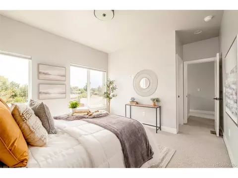 Bedroom - 7035 E 38th Ave #2, Denver, CO 80207 photo 4 of 4