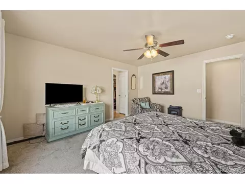 9039 Shenandoah Ave, Longmont, CO 80504 photo 12
