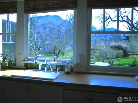 1247 Apple Valley Rd, Lyons, CO 80540 photo 17