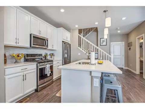 23211 E Jamison Dr, Aurora, CO 80016