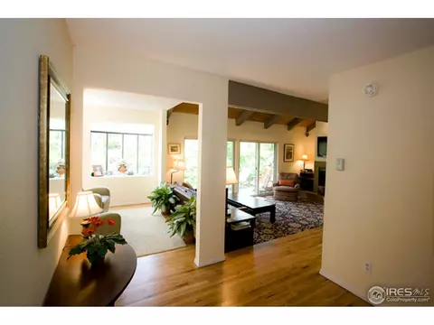 275 Spruce Ct, Boulder, CO 80302 photo 2
