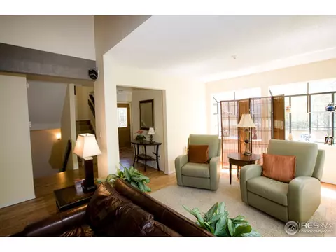 275 Spruce Ct, Boulder, CO 80302 photo 3