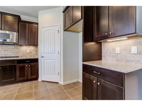 27382 Euclid Dr, Aurora, CO 80016 photo 8