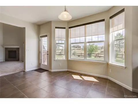 27382 Euclid Dr, Aurora, CO 80016 photo 5