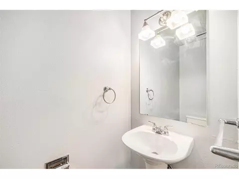 16835 E Harvard Pl, Aurora, CO 80013 photo 9