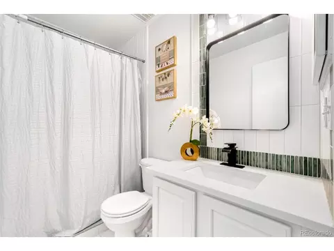 Bath - 14944 E Archer Cir, Aurora, CO 80012 photo 2 of 3