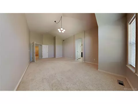 Undisclosed, Aurora, CO 80016 photo 17