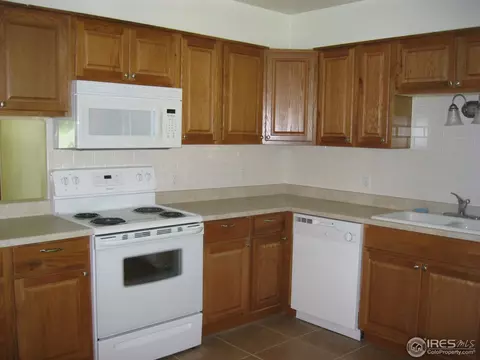 350 Delaware St, Sterling, CO 80751 photo 2