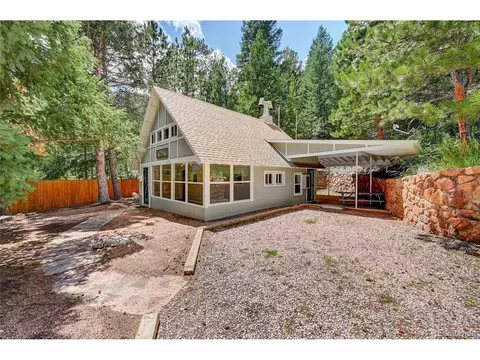 4620 Fountain Ave, Cascade, CO 80809