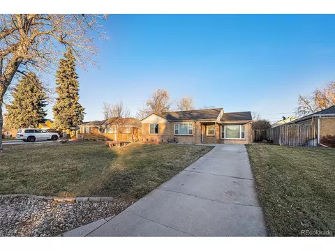 2960 Grape St, Denver, CO 80207 photo 4