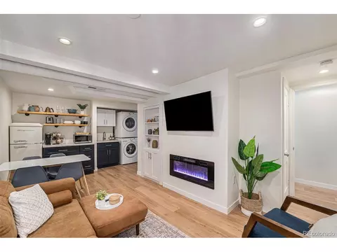 2960 Grape St, Denver, CO 80207 photo 22