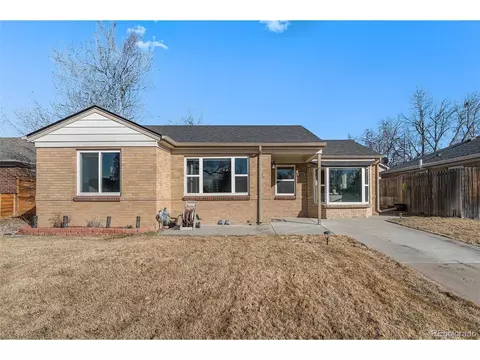 2960 Grape St, Denver, CO 80207 photo 2
