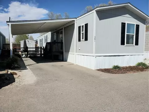 301 B St, Evans, CO 80620