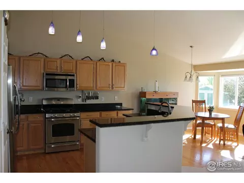 2152 Santa Fe Dr, Longmont, CO 80504 photo 3