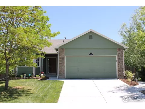 2152 Santa Fe Dr, Longmont, CO 80504 photo 1