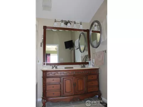 2152 Santa Fe Dr, Longmont, CO 80504 photo 9