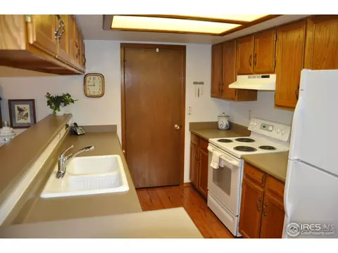 6243 Willow Ln, Boulder, CO 80301 photo 4
