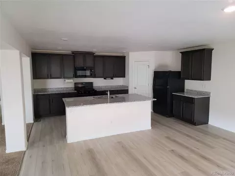 47315 Clover Ave, Bennett, CO 80102 photo 3