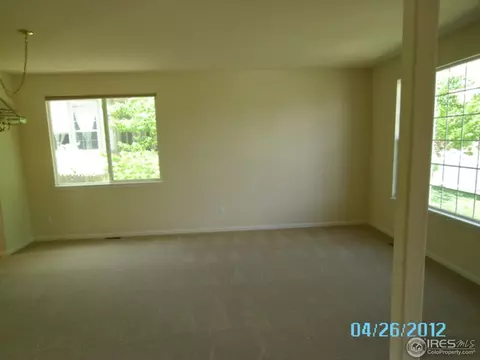 215 Becker Cir, Johnstown, CO 80534 photo 3