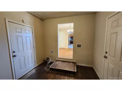 Undisclosed, Aurora, CO 80010 photo 13