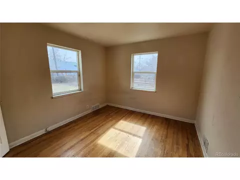 Undisclosed, Aurora, CO 80010 photo 11