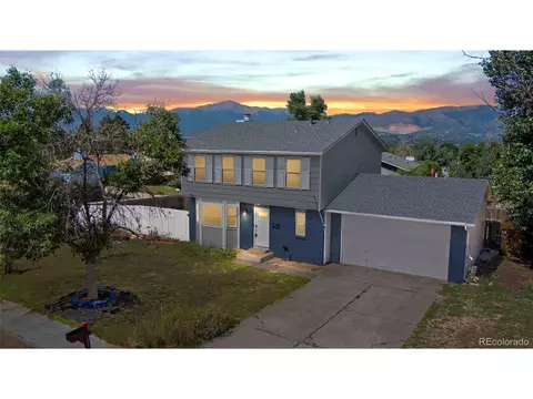7542 Red Mountain Dr, Colorado Springs, CO 80920